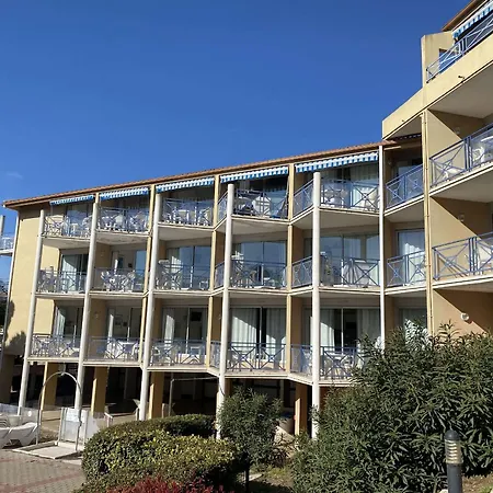 Apartment Duplex 2 Pieces Avec Terrasse Et Piscine A - Fr-1-553-300 Balaruc-les-Bains